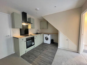 Photo 14- click for photo gallery